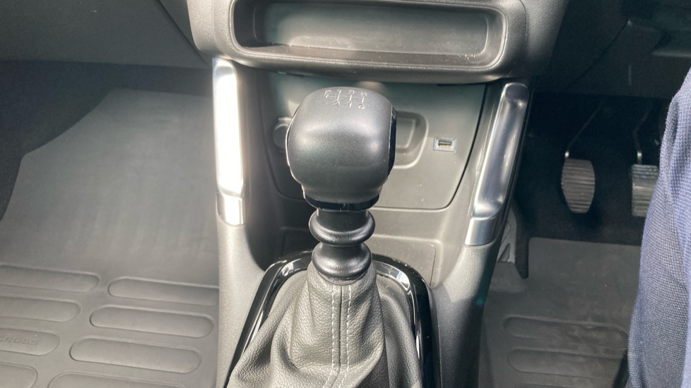 Citroen C3 Aircross 1.5 BlueHDi Shine 5dr Diesel Hatchback - Image 32