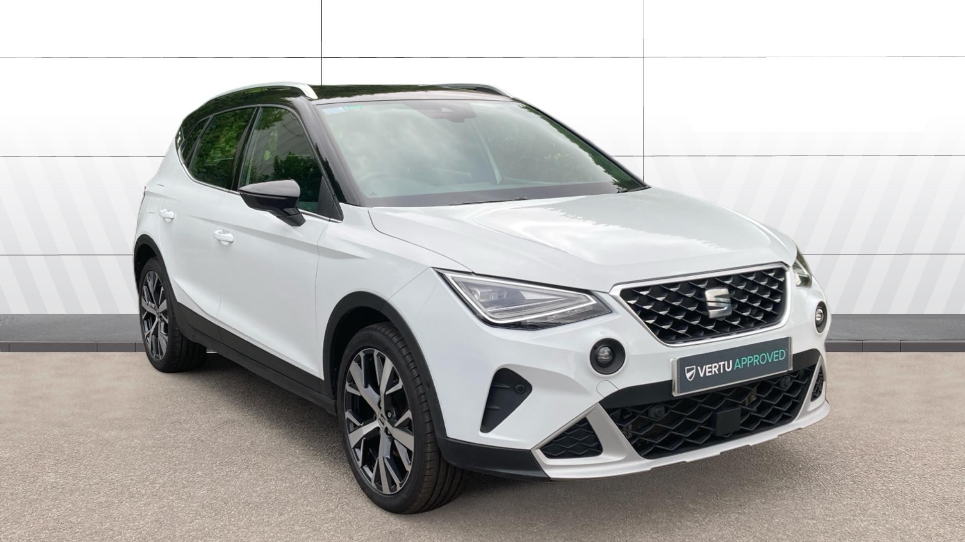SEAT Arona listing photo