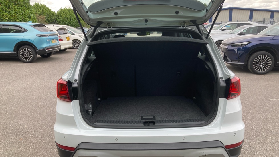 SEAT Arona 1.0 TSI 115 XPERIENCE Lux 5dr Petrol Hatchback - Image 4