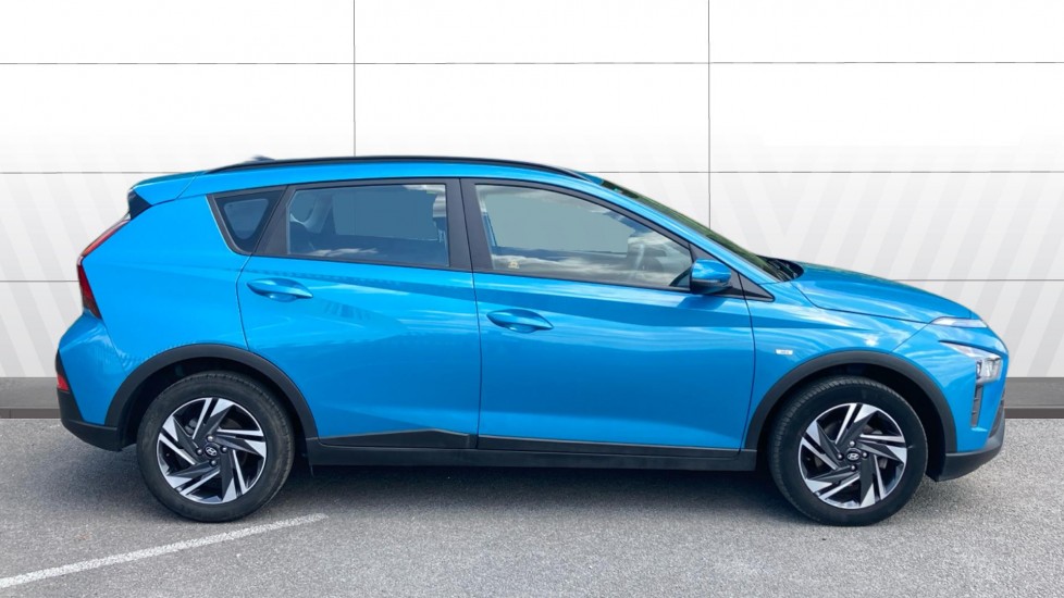 Hyundai BAYON 1.0 TGDi 48V MHEV SE Connect 5dr DCT Petrol Hatchback - Image 5