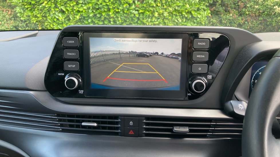 Hyundai BAYON 1.0 TGDi 48V MHEV SE Connect 5dr DCT Petrol Hatchback - Image 12
