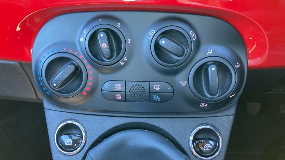 Fiat 500 1.0 Mild Hybrid 3dr Petrol Hatchback - Image 28
