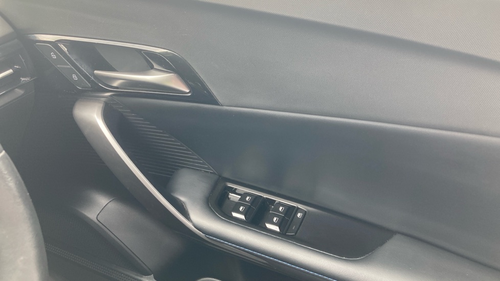 MG MG4 150kW Trophy EV Long Range 64kWh 5dr Auto Electric Hatchback - Image 22