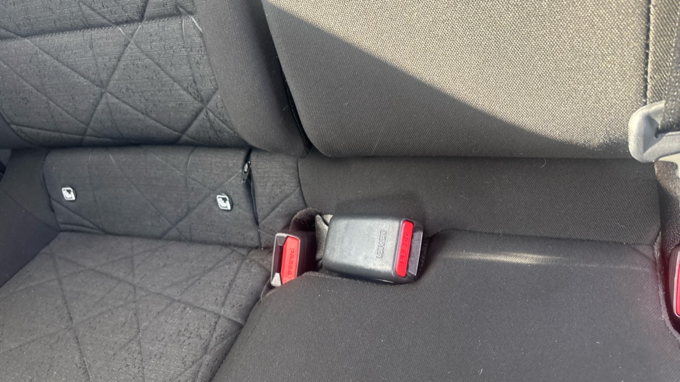 Hyundai BAYON 1.0 TGDi 48V MHEV Premium 5dr Petrol Hatchback - Image 17