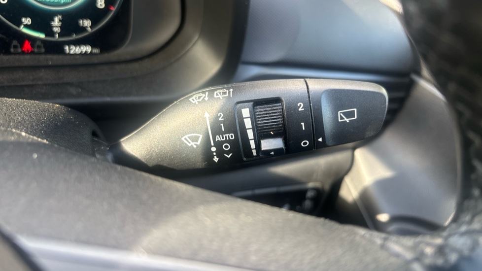 Hyundai BAYON 1.0 TGDi 48V MHEV Premium 5dr Petrol Hatchback - Image 26