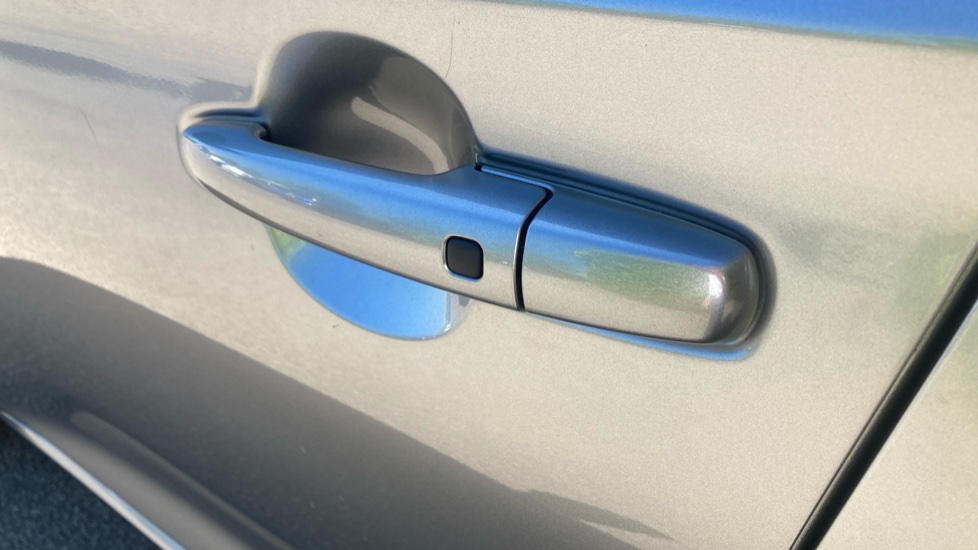 Suzuki Swift 1.2 Mild Hybrid Ultra 5dr Petrol Hatchback - Image 35