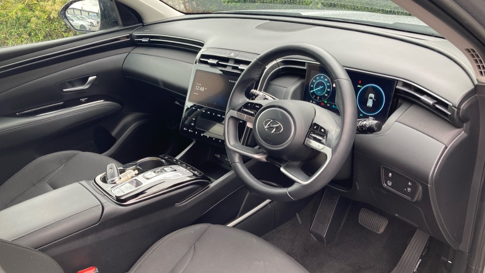 Hyundai TUCSON 1.6 TGDi Hybrid 230 Premium 5dr 2WD Auto Hybrid Estate - Image 11