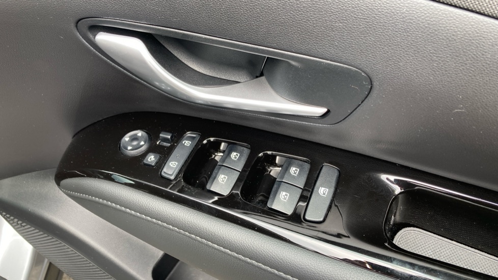 Hyundai TUCSON 1.6 TGDi Hybrid 230 Premium 5dr 2WD Auto Hybrid Estate - Image 41