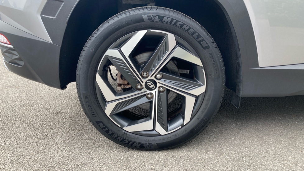 Hyundai TUCSON 1.6 TGDi Hybrid 230 Premium 5dr 2WD Auto Hybrid Estate - Image 44