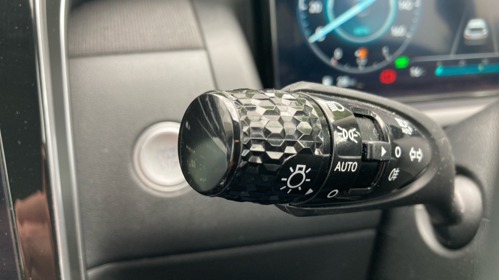 Hyundai TUCSON 1.6 TGDi Hybrid 230 Premium 5dr 2WD Auto Hybrid Estate - Image 49