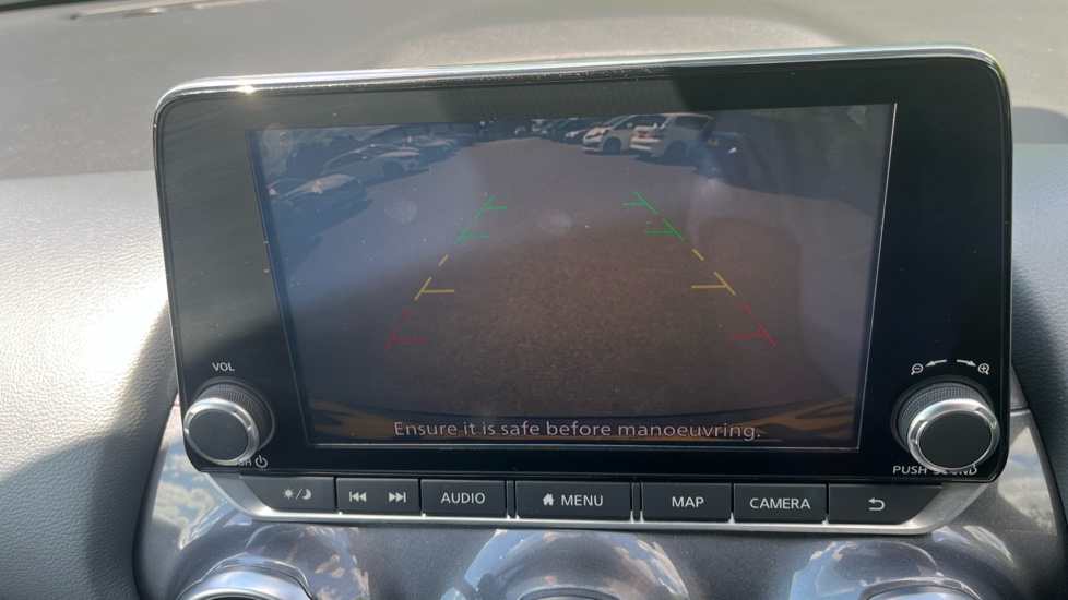 Nissan Juke 1.0 DiG-T 114 N-Connecta 5dr DCT Petrol Hatchback - Image 28