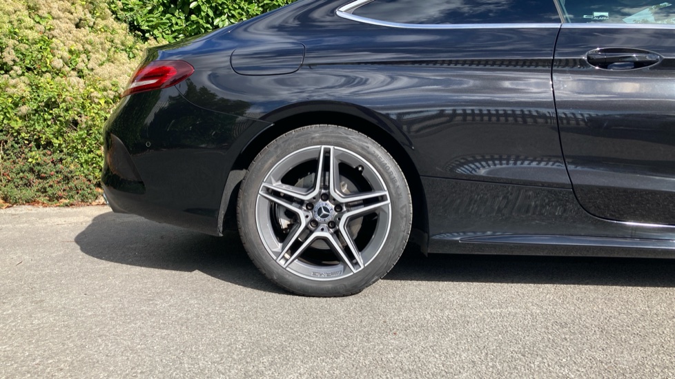 Mercedes-Benz C-Class C300d AMG Line Premium 2dr 9G-Tronic Diesel Coupe - Image 7