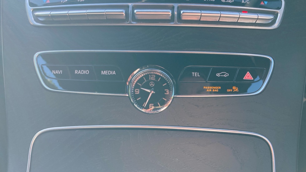 Mercedes-Benz C-Class C300d AMG Line Premium 2dr 9G-Tronic Diesel Coupe - Image 24