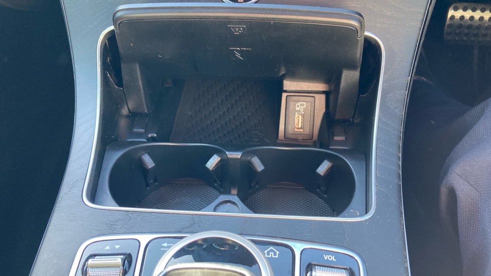 Mercedes-Benz C-Class C300d AMG Line Premium 2dr 9G-Tronic Diesel Coupe - Image 27