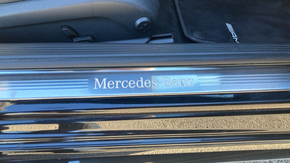 Mercedes-Benz C-Class C300d AMG Line Premium 2dr 9G-Tronic Diesel Coupe - Image 40