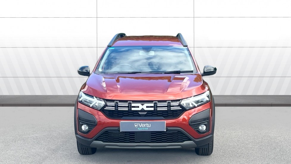 Dacia Jogger 1.0 TCe Extreme SE 5dr Petrol Estate - Image 3