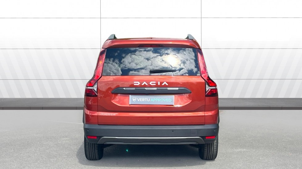 Dacia Jogger 1.0 TCe Extreme SE 5dr Petrol Estate - Image 6