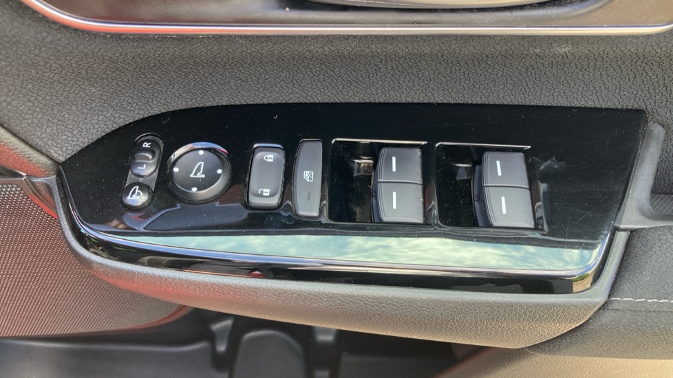 Honda CR-V 2.0 i-MMD Hybrid SE 5dr eCVT Hybrid Estate - Image 24