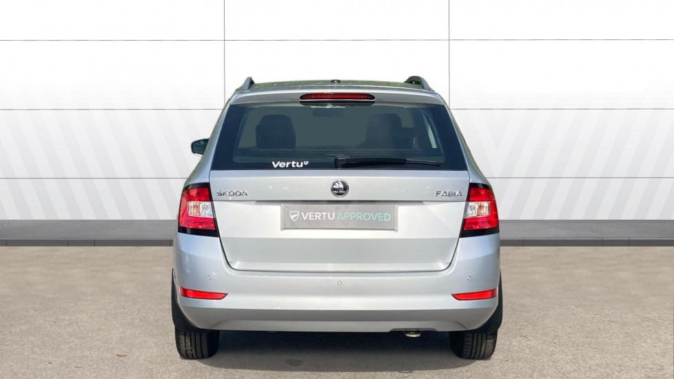 Skoda Fabia 1.0 TSI 110 SE 5dr DSG Petrol Estate - Image 6