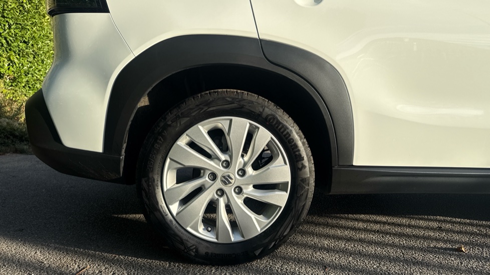 Suzuki S-Cross 1.4 Boosterjet 48V Hybrid Motion 5dr Petrol Hatchback - Image 7