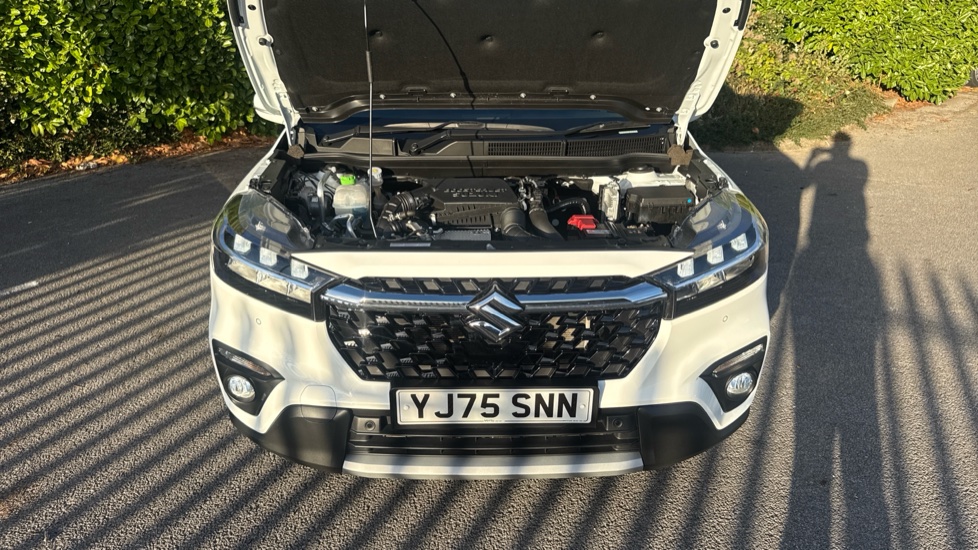 Suzuki S-Cross 1.4 Boosterjet 48V Hybrid Motion 5dr Petrol Hatchback - Image 8