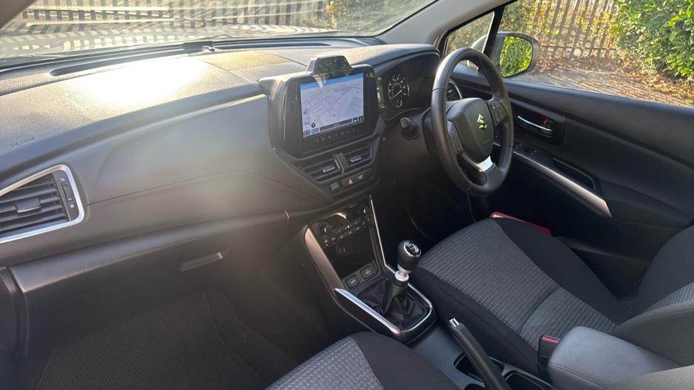Suzuki S-Cross 1.4 Boosterjet 48V Hybrid Motion 5dr Petrol Hatchback - Image 9