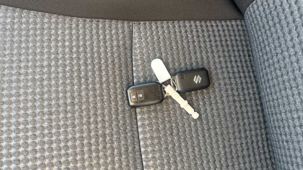 Suzuki S-Cross 1.4 Boosterjet 48V Hybrid Motion 5dr Petrol Hatchback - Image 20