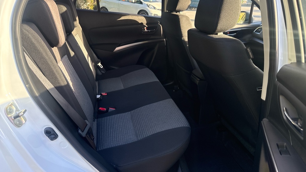 Suzuki S-Cross 1.4 Boosterjet 48V Hybrid Motion 5dr Petrol Hatchback - Image 21