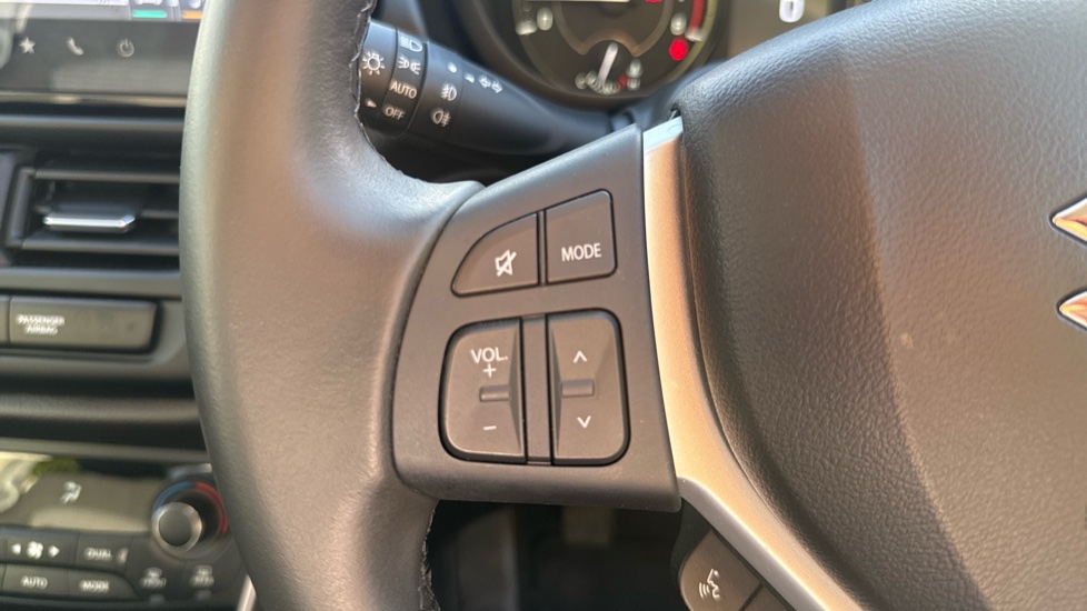 Suzuki S-Cross 1.4 Boosterjet 48V Hybrid Motion 5dr Petrol Hatchback - Image 25