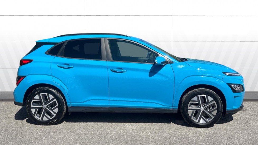 Hyundai KONA 100kW Premium 39kWh 5dr Auto Electric Hatchback - Image 5