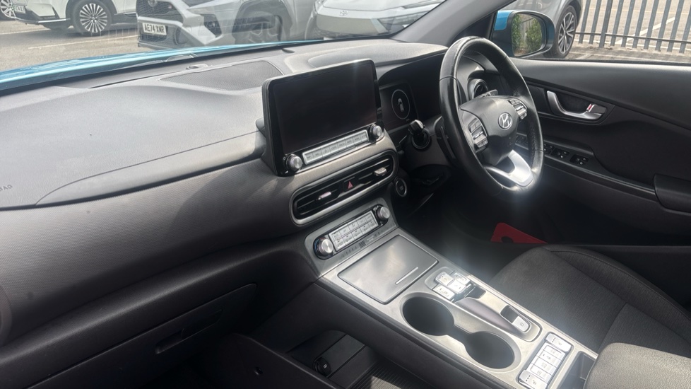 Hyundai KONA 100kW Premium 39kWh 5dr Auto Electric Hatchback - Image 9