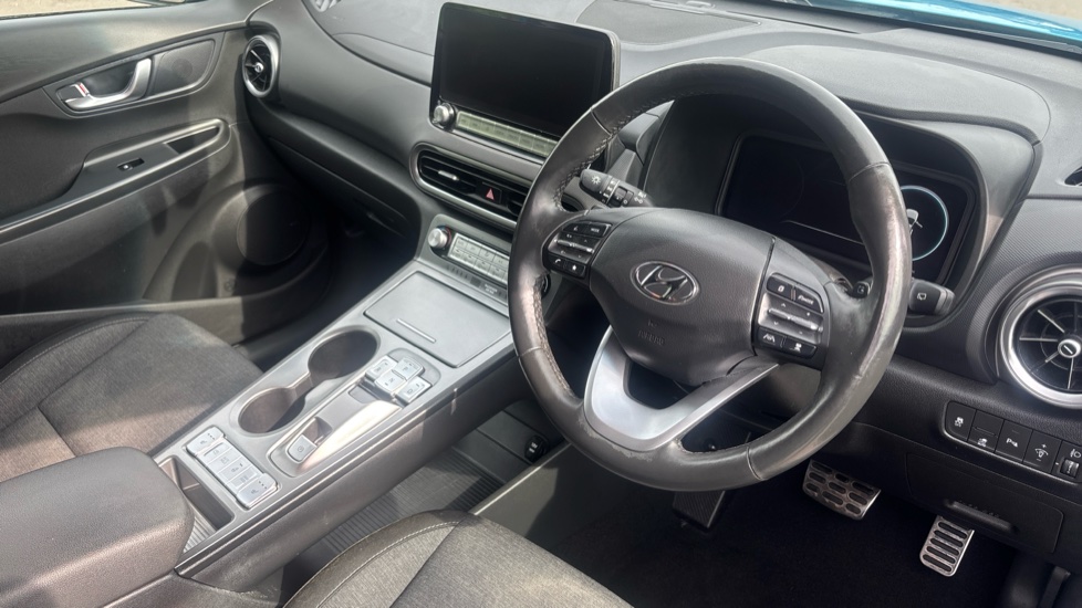 Hyundai KONA 100kW Premium 39kWh 5dr Auto Electric Hatchback - Image 11