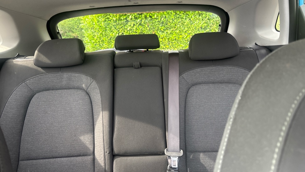 Hyundai KONA 100kW Premium 39kWh 5dr Auto Electric Hatchback - Image 15