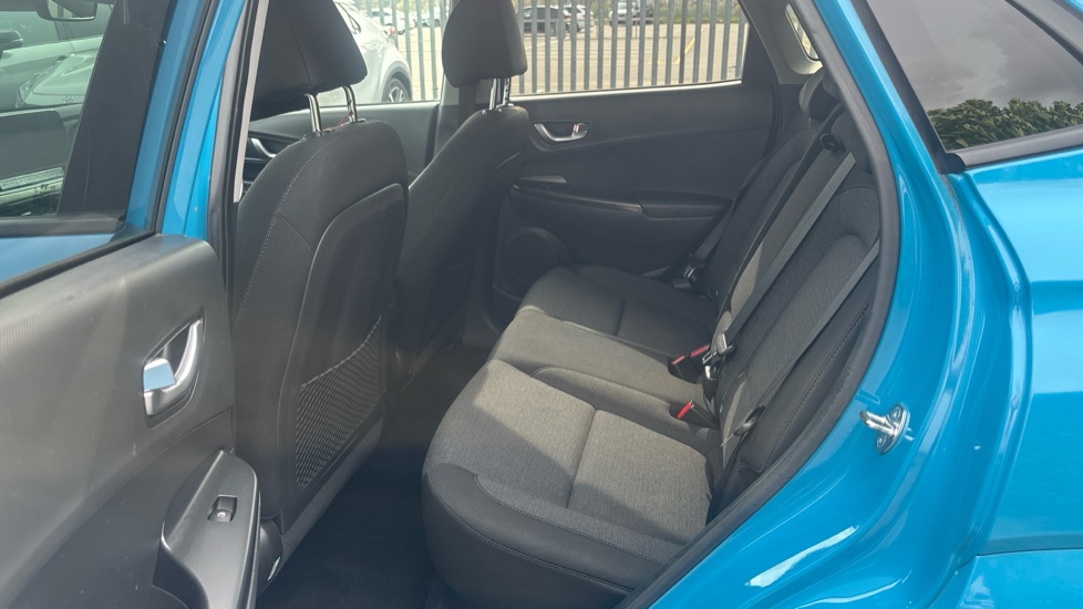 Hyundai KONA 100kW Premium 39kWh 5dr Auto Electric Hatchback - Image 16