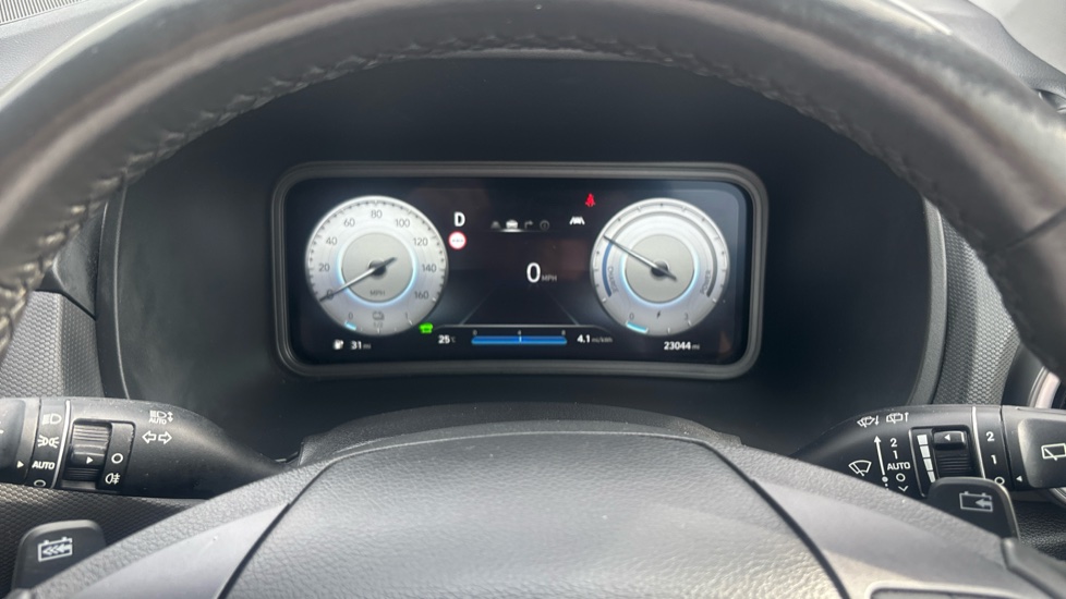 Hyundai KONA 100kW Premium 39kWh 5dr Auto Electric Hatchback - Image 18