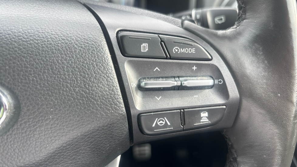 Hyundai KONA 100kW Premium 39kWh 5dr Auto Electric Hatchback - Image 23