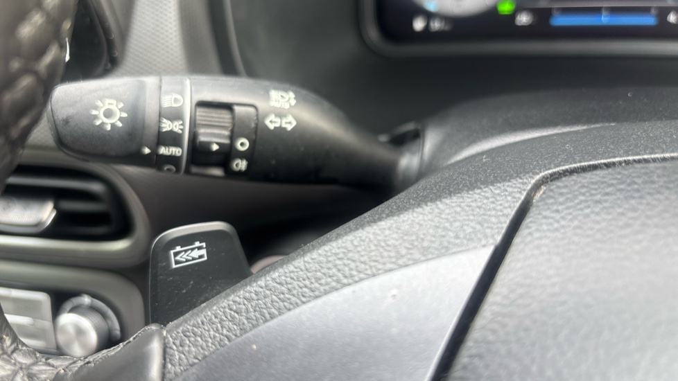 Hyundai KONA 100kW Premium 39kWh 5dr Auto Electric Hatchback - Image 26