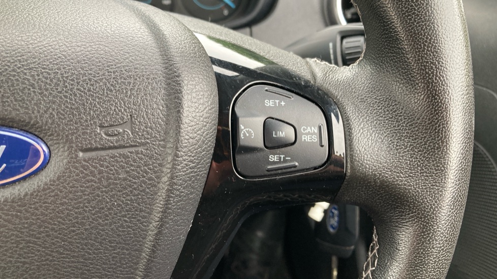 Ford KA+ 1.2 85 Zetec 5dr Petrol Hatchback - Image 31