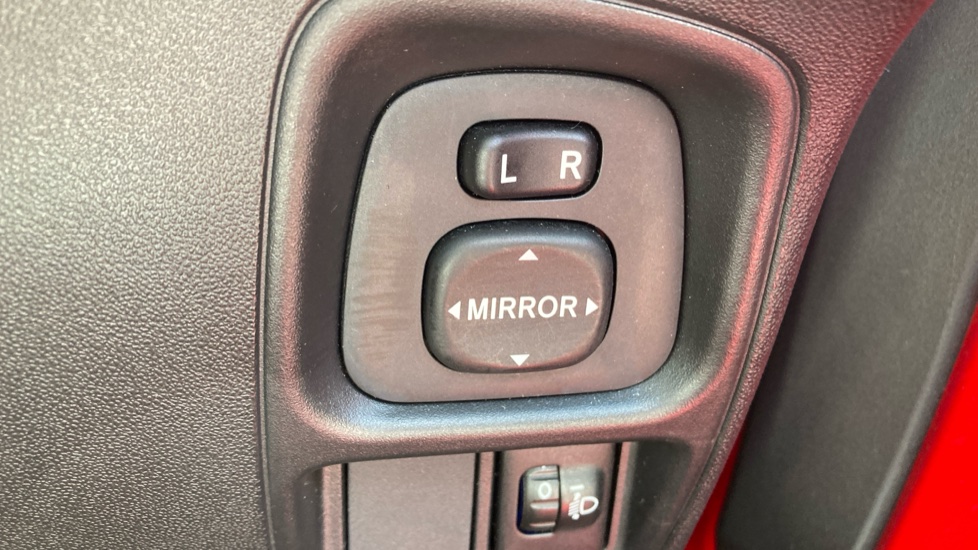 Toyota Aygo 1.0 VVT-i X-Play 5dr Petrol Hatchback - Image 33