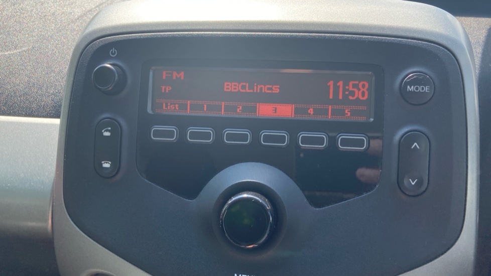 Toyota Aygo 1.0 VVT-i X-Play 5dr Petrol Hatchback - Image 36