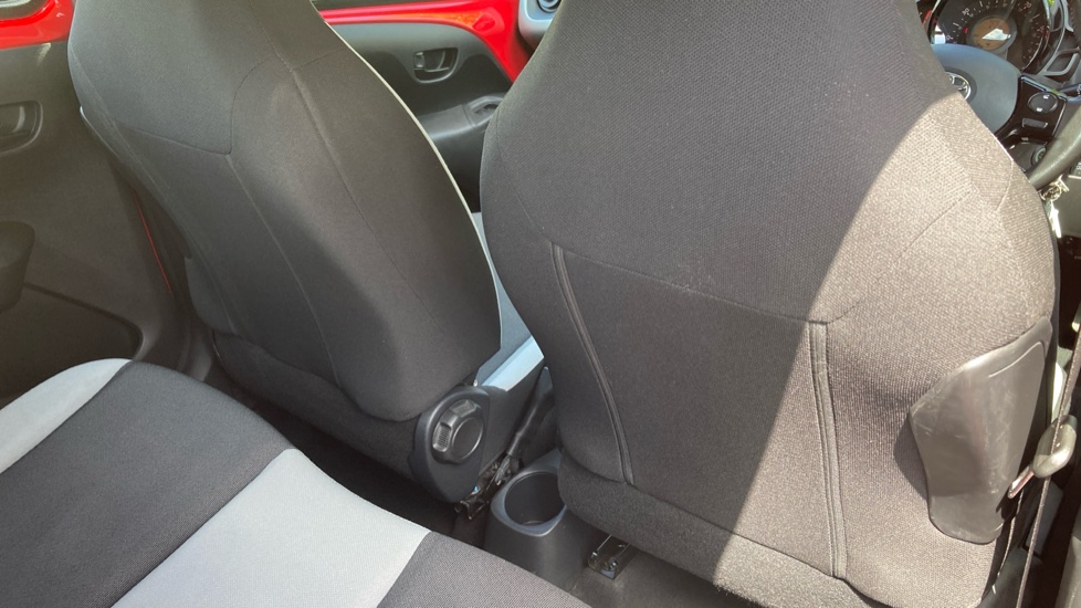 Toyota Aygo 1.0 VVT-i X-Play 5dr Petrol Hatchback - Image 41