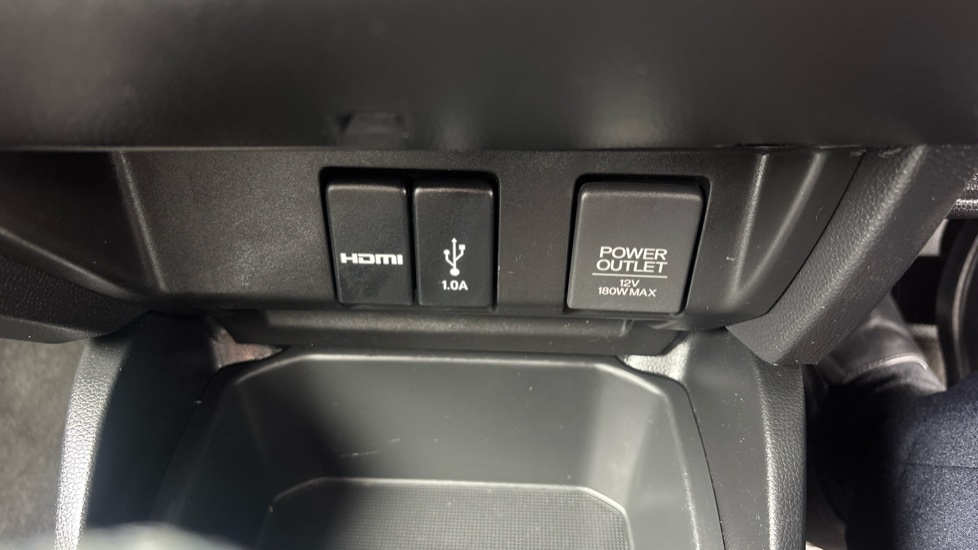 Honda Jazz 1.3 i-VTEC EX Navi 5dr CVT Petrol Hatchback - Image 29
