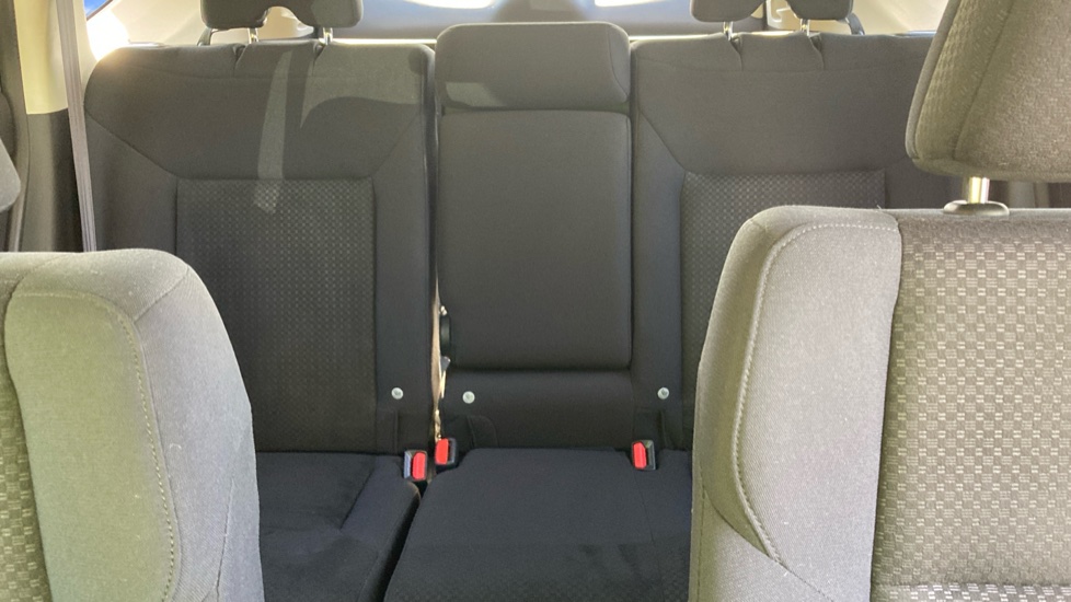 Honda CR-V 2.0 i-VTEC SE Plus 5dr 2WD [Nav] Petrol Estate - Image 15