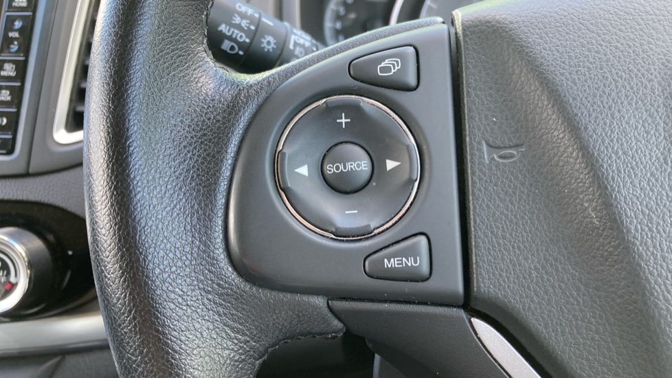 Honda CR-V 2.0 i-VTEC SE Plus 5dr 2WD [Nav] Petrol Estate - Image 24