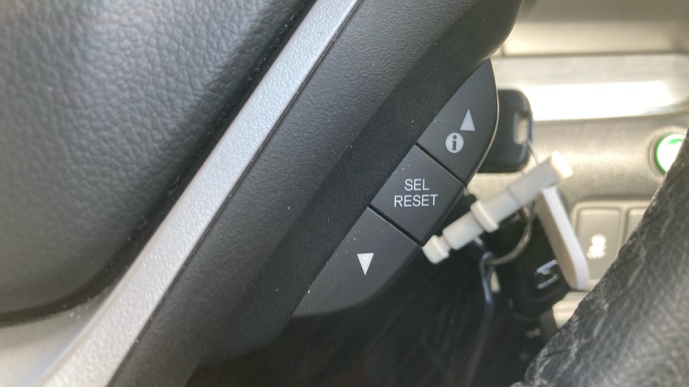 Honda CR-V 2.0 i-VTEC SE Plus 5dr 2WD [Nav] Petrol Estate - Image 26