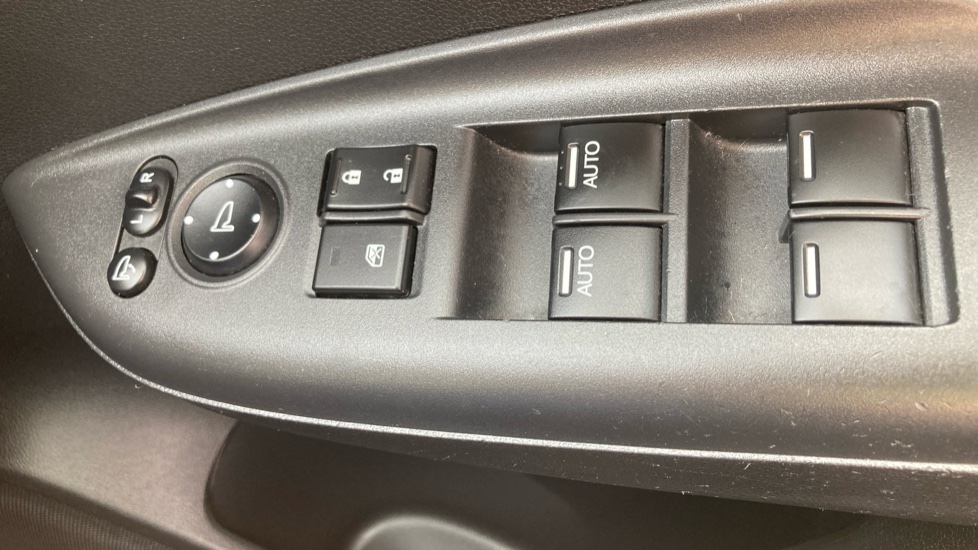 Honda Jazz 1.3 i-VTEC EX 5dr Petrol Hatchback - Image 31