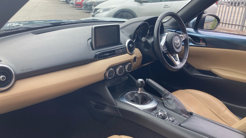 Mazda MX-5 2.0 Sport Nav 2dr Petrol Convertible - Image 9