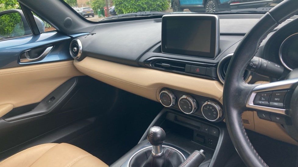 Mazda MX-5 2.0 Sport Nav 2dr Petrol Convertible - Image 14