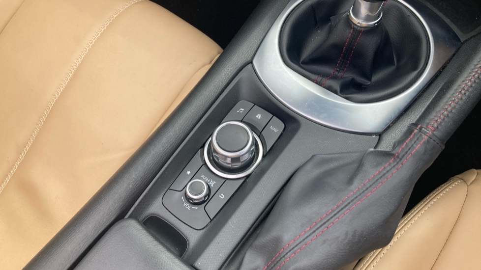 Mazda MX-5 2.0 Sport Nav 2dr Petrol Convertible - Image 32