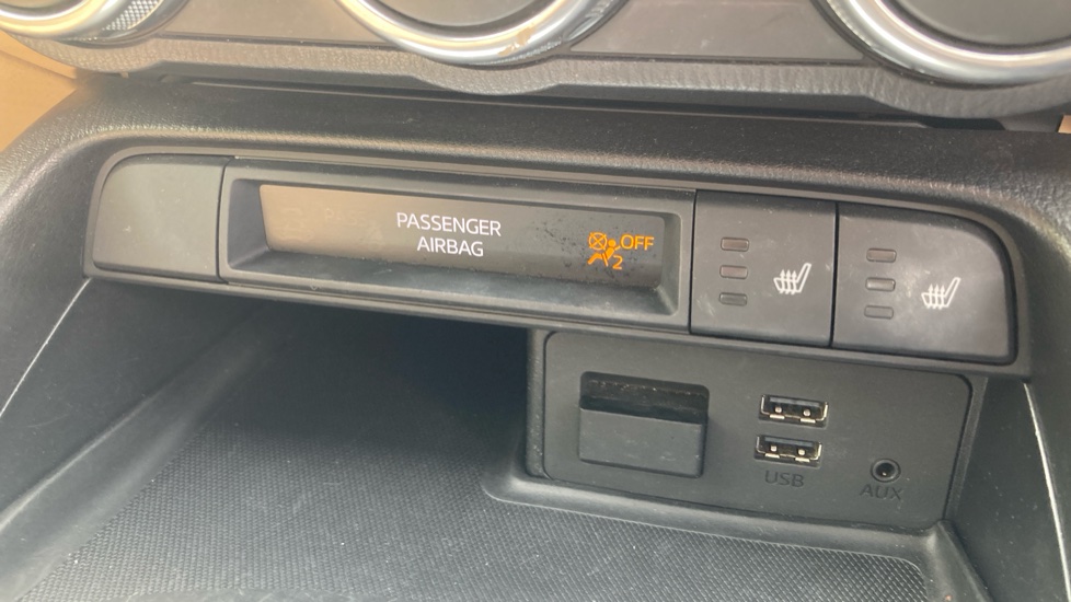 Mazda MX-5 2.0 Sport Nav 2dr Petrol Convertible - Image 33